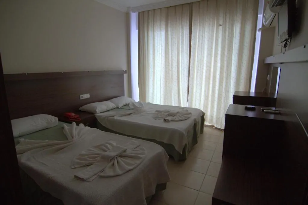 Kalamaki Beach Hotel Kusadasi 3*,